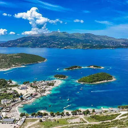Brothers Of The World Apartman *