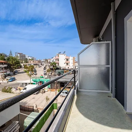 Brothers Of The World Apartment Ksamil