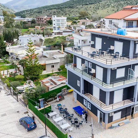 Apartment Brothers Of The World Ksamil